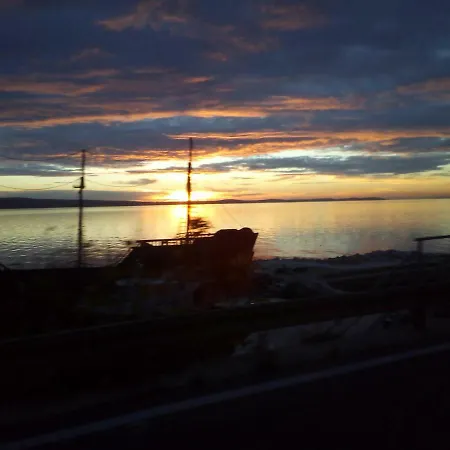 Seaview Apartman *
